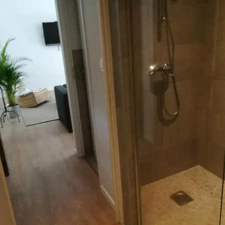 Becosy Valbenoite 아파트